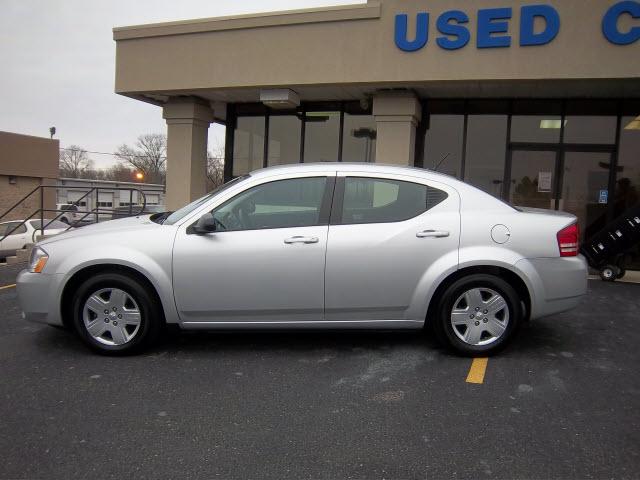 Dodge Avenger 2010 photo 1