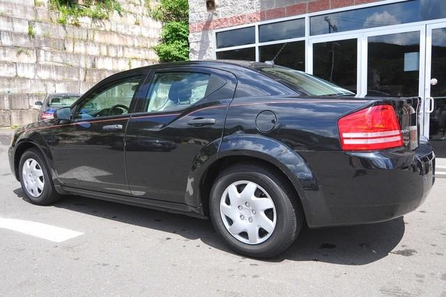 Dodge Avenger 2010 photo 4