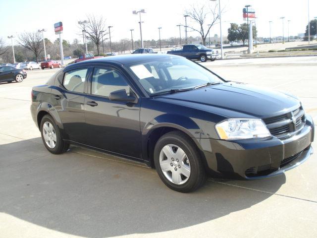 Dodge Avenger 2010 photo 4