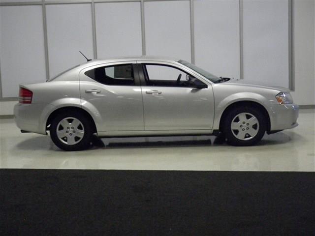 Dodge Avenger 2010 photo 3