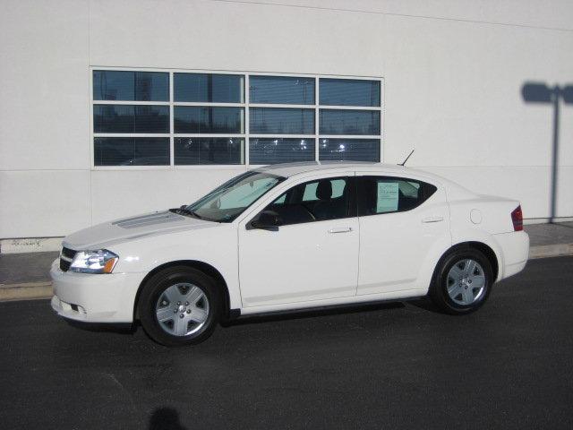 Dodge Avenger 2010 photo 1