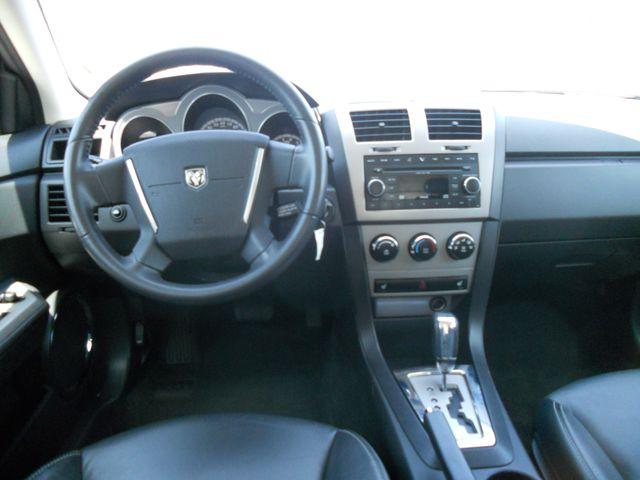 Dodge Avenger 2010 photo 2