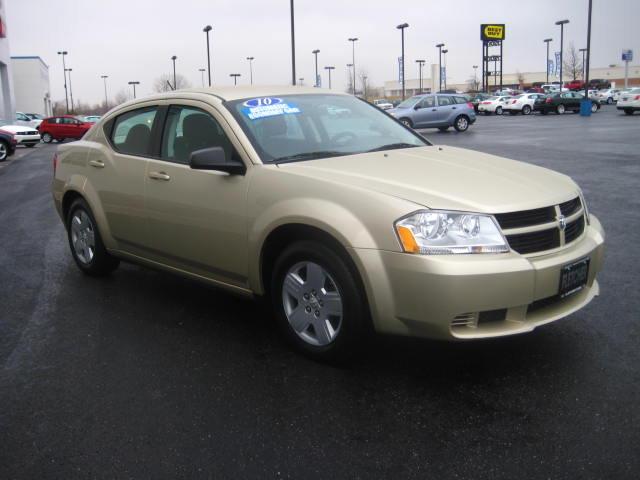 Dodge Avenger SE Sedan