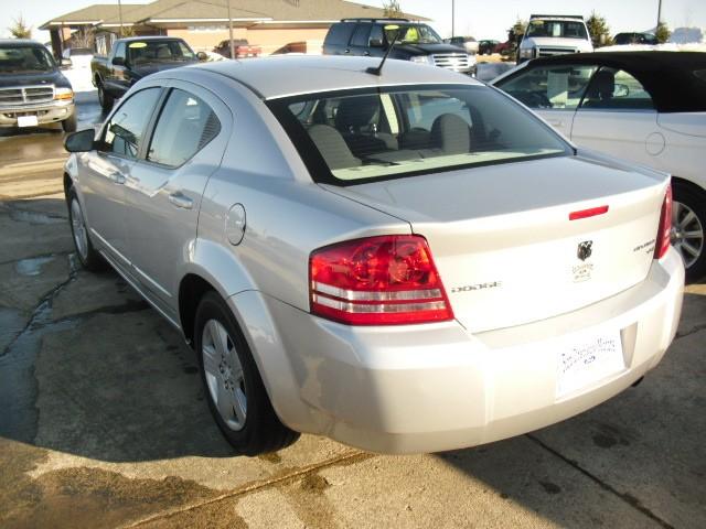 Dodge Avenger 2010 photo 1