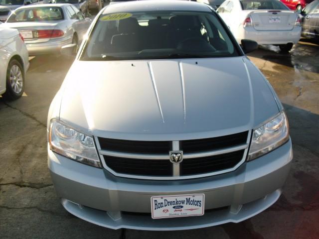 Dodge Avenger 2010 photo 4