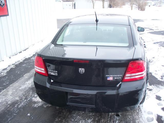 Dodge Avenger 2010 photo 3