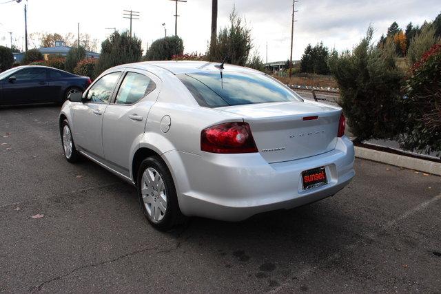 Dodge Avenger 2011 photo 2