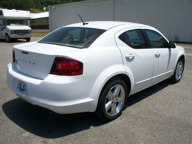 Dodge Avenger 2011 photo 7