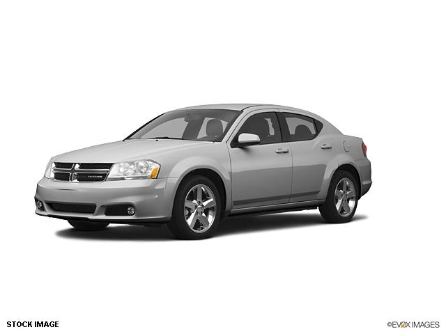 Dodge Avenger D/L Sedan