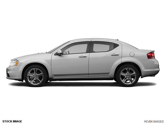 Dodge Avenger 2011 photo 2