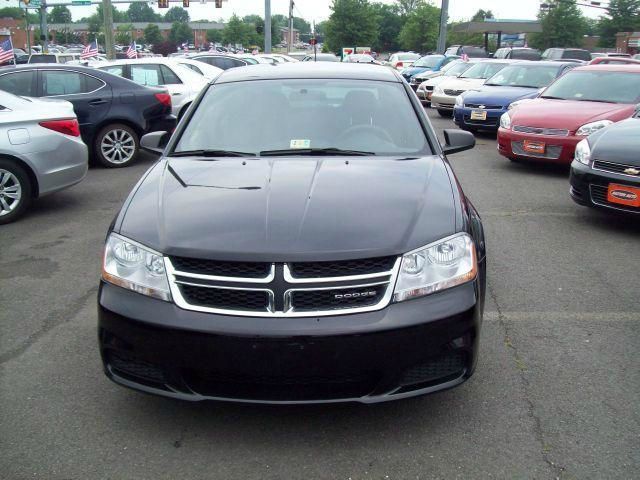 Dodge Avenger 2011 photo 3