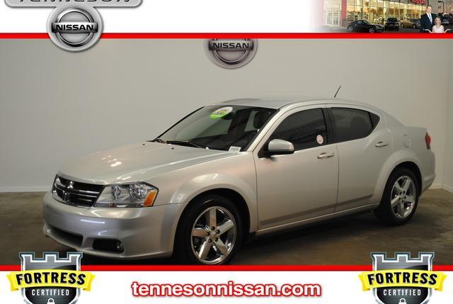 Dodge Avenger D/L Sedan