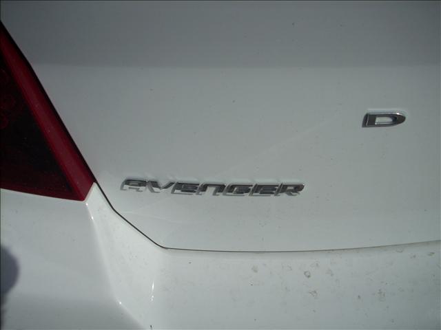 Dodge Avenger 2011 photo 5