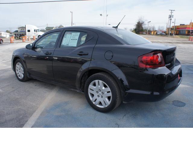 Dodge Avenger 2011 photo 4