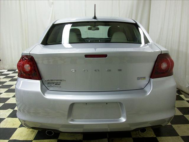 Dodge Avenger 2011 photo 5