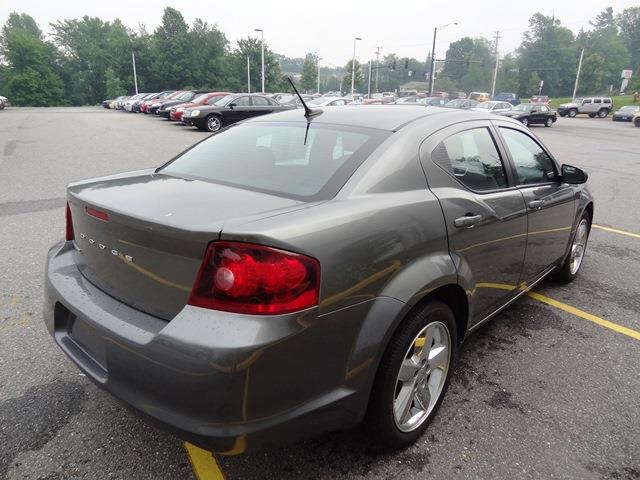 Dodge Avenger 2012 photo 3