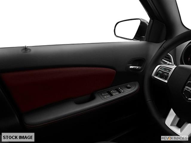 Dodge Avenger 2012 photo 7