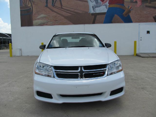 Dodge Avenger 2012 photo 2