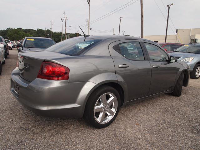 Dodge Avenger 2012 photo 4