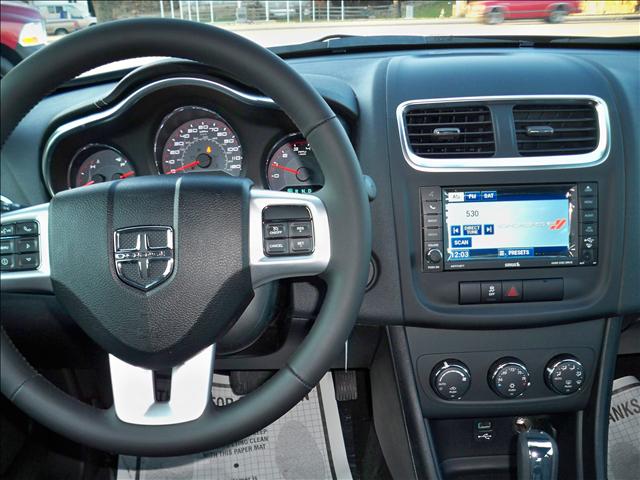 Dodge Avenger 2012 photo 3