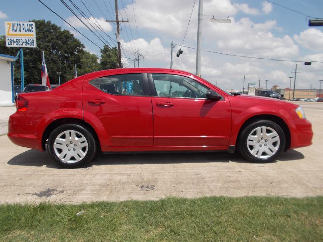 Dodge Avenger 2012 photo 2