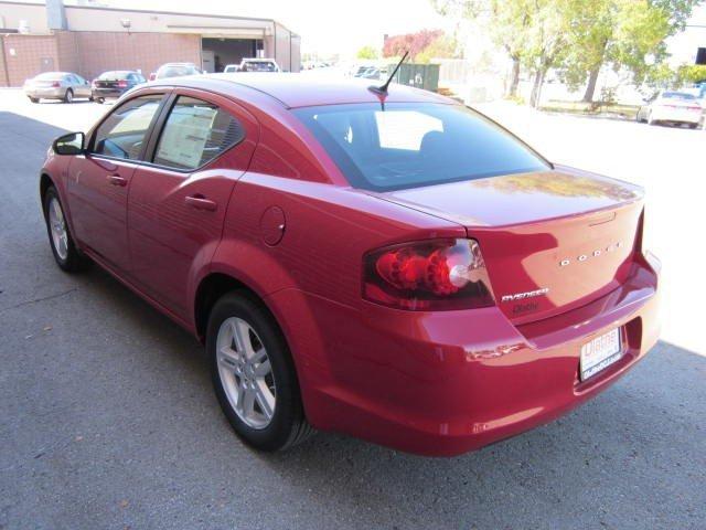 Dodge Avenger 2012 photo 3