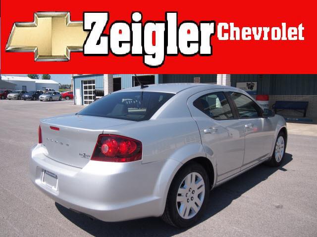 Dodge Avenger 2012 photo 2