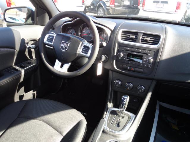 Dodge Avenger 2012 photo 4