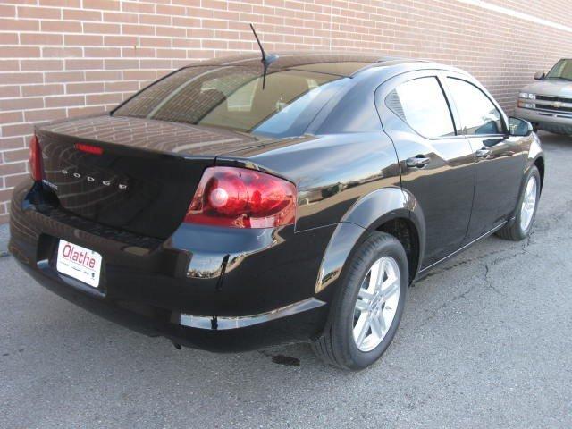 Dodge Avenger 2012 photo 3