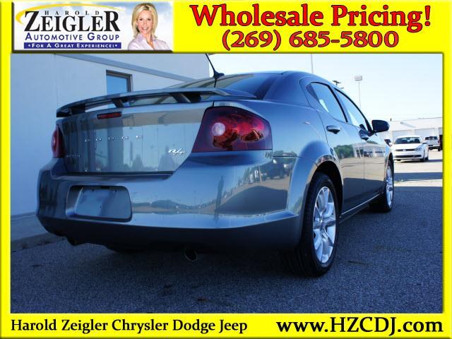 Dodge Avenger 2012 photo 1