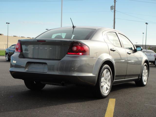 Dodge Avenger 2012 photo 2