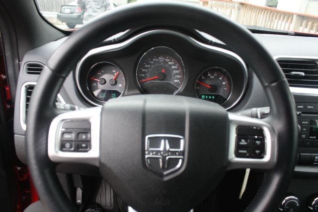 Dodge Avenger 2012 photo 12