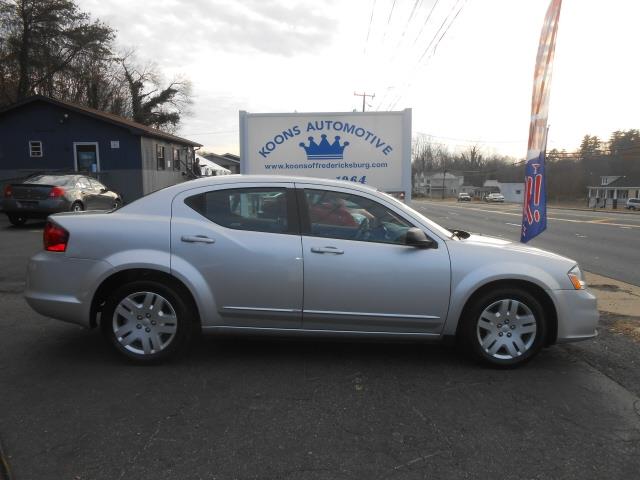 Dodge Avenger 2012 photo 3