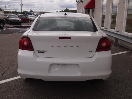 Dodge Avenger 2012 photo 2