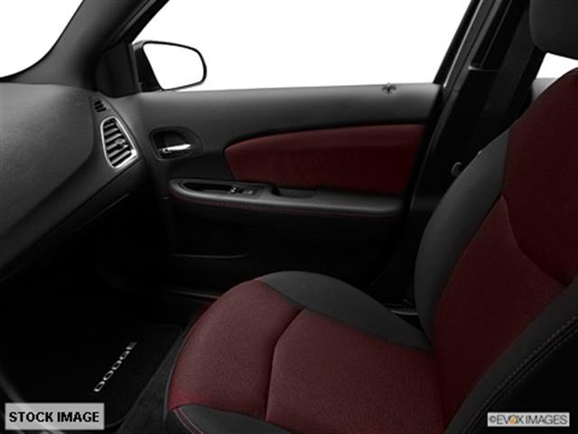 Dodge Avenger 2012 photo 3