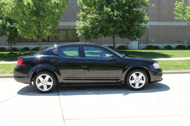 Dodge Avenger 2013 photo 3