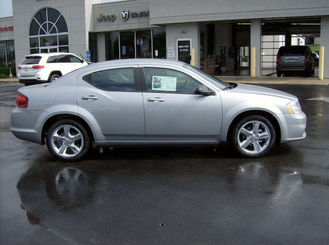 Dodge Avenger 2013 photo 1