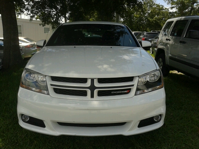 Dodge Avenger Deluxe Convertible Sedan