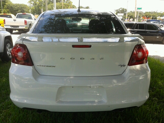 Dodge Avenger 2013 photo 2