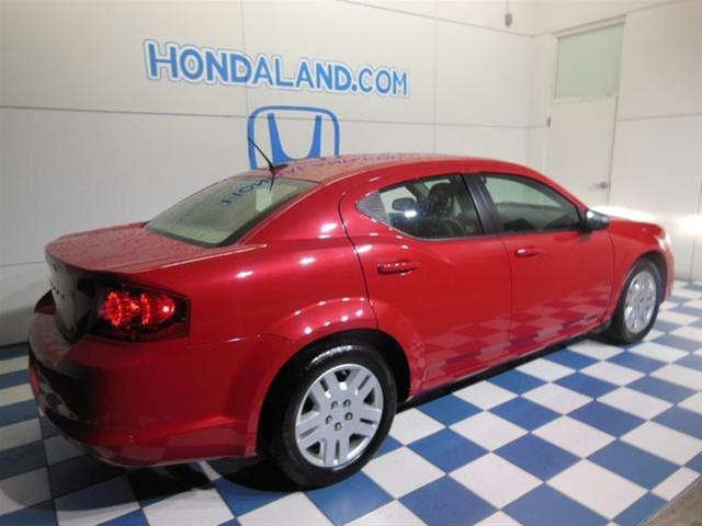 Dodge Avenger 2013 photo 4