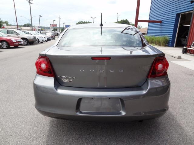 Dodge Avenger 2013 photo 3