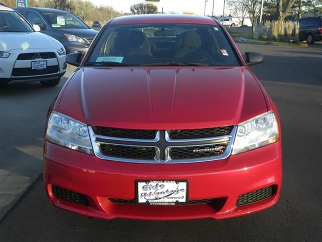 Dodge Avenger 2013 photo 2