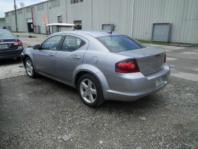 Dodge Avenger 2013 photo 3