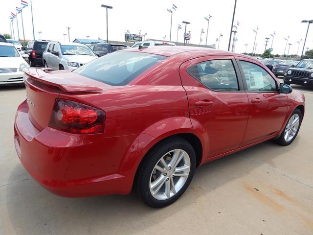 Dodge Avenger 2013 photo 1