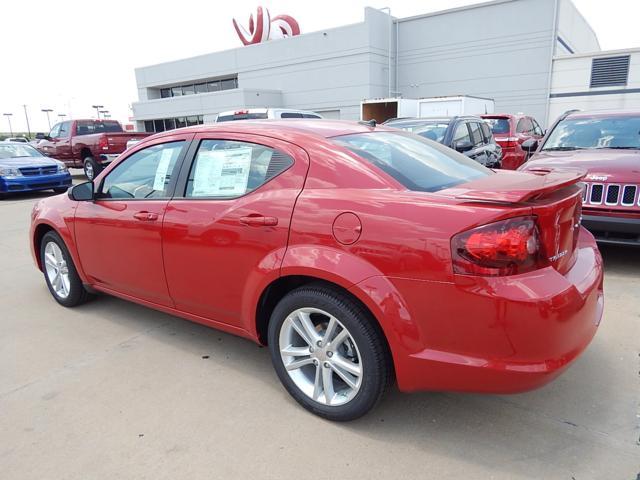 Dodge Avenger 2013 photo 2