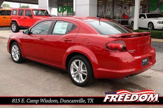 Dodge Avenger 2013 photo 1