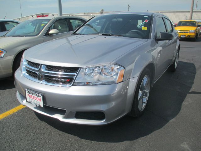 Dodge Avenger 2013 photo 1