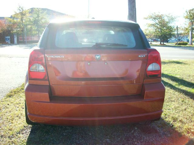 Dodge Caliber 2007 photo 2