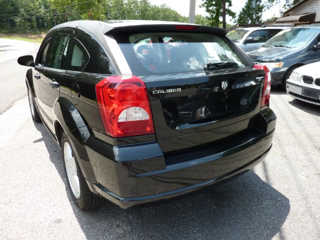 Dodge Caliber 2008 photo 2