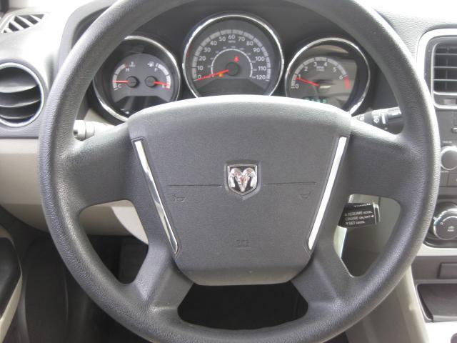 Dodge Caliber 2010 photo 1